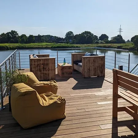Hotel na wodzie Hausboot Wangermeerblick Schillig