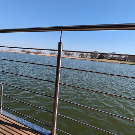 بوتيل Hausboot Wangermeerblick