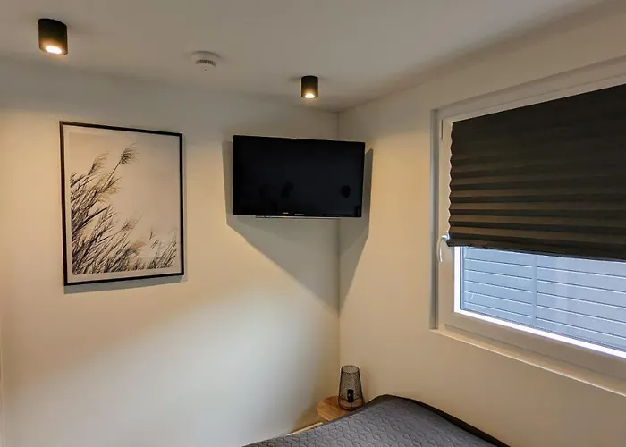 Hausboot Wangermeerblick Botel