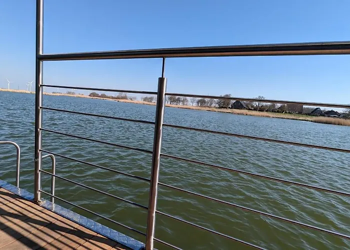 Botel Hausboot Wangermeerblick