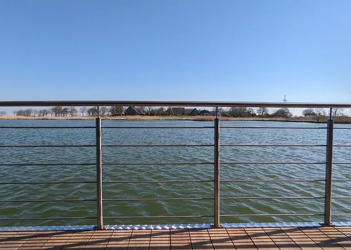 Botel Hausboot Wangermeerblick